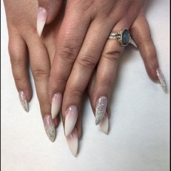 Linda's Nails